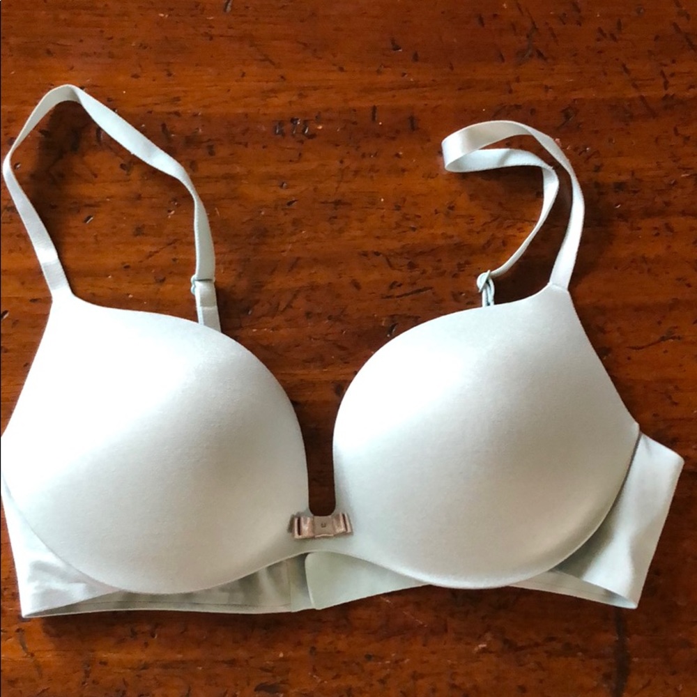VS Padded push-up plunge bra